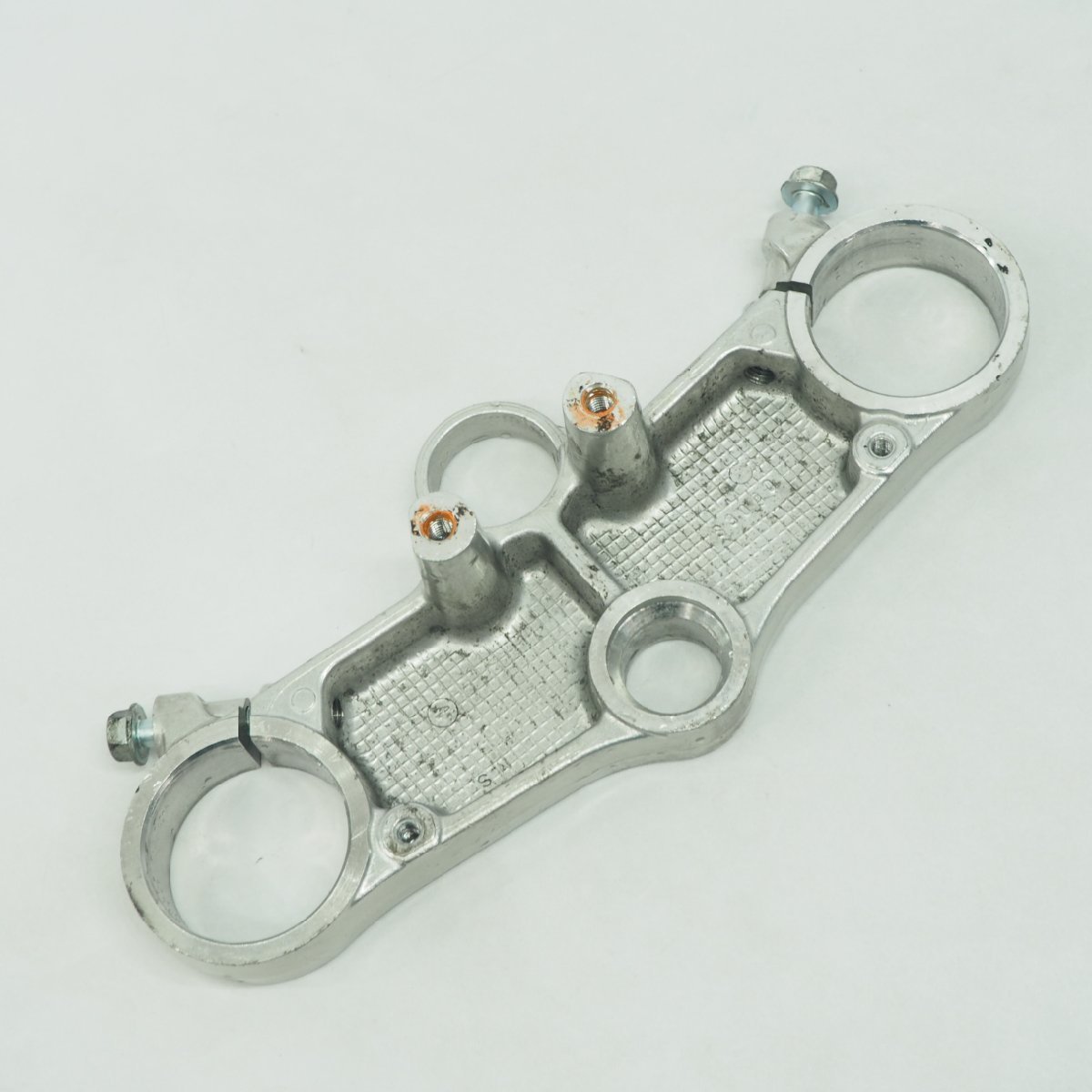 GSX-R750 GR7DA 純正 トップブリッジ ハンドルクラウン GSXR750_2