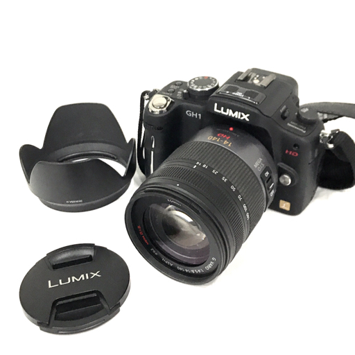Panasonic Lumix DMC-GH1 - LUMIX | G VARIO F4-5.8⁄14-140 Review 外観特