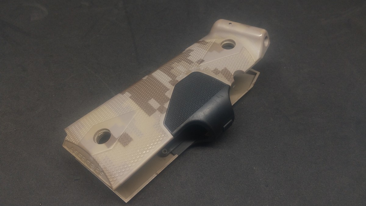 Crimson Trace(CTC)タイプ レーザーグリップ 1911用 フルサイズ 検  