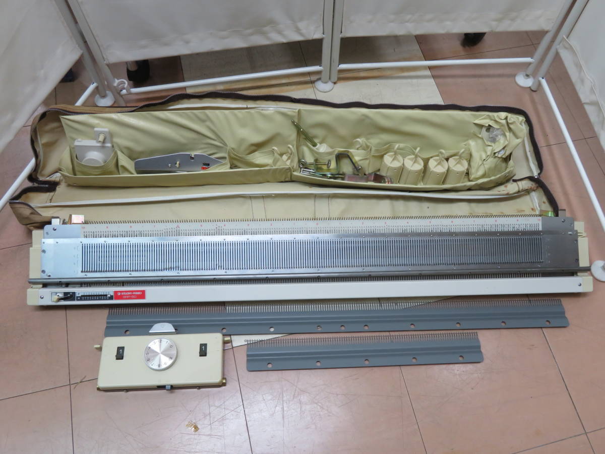 TN6-91　SILVER REED(シルバーリード)　編み機　【SRP-50】　シルバー編機　ハンドクラフト　手工芸　小物　※現状品※