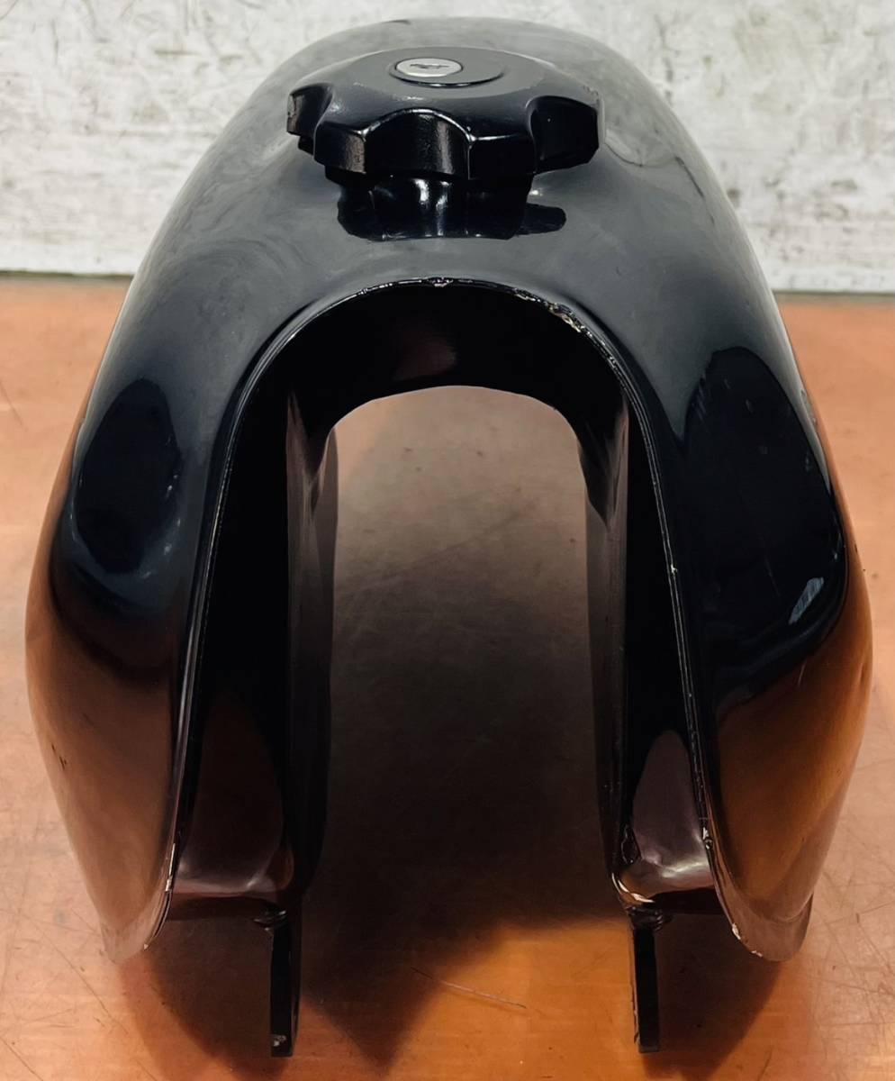 グラストラッカーBB NJ47A 純正タンク 燃料コック タンクキャップ付き グラストラッカーBB NJ47A 純正タンク 燃料コック タンクキャップ付き