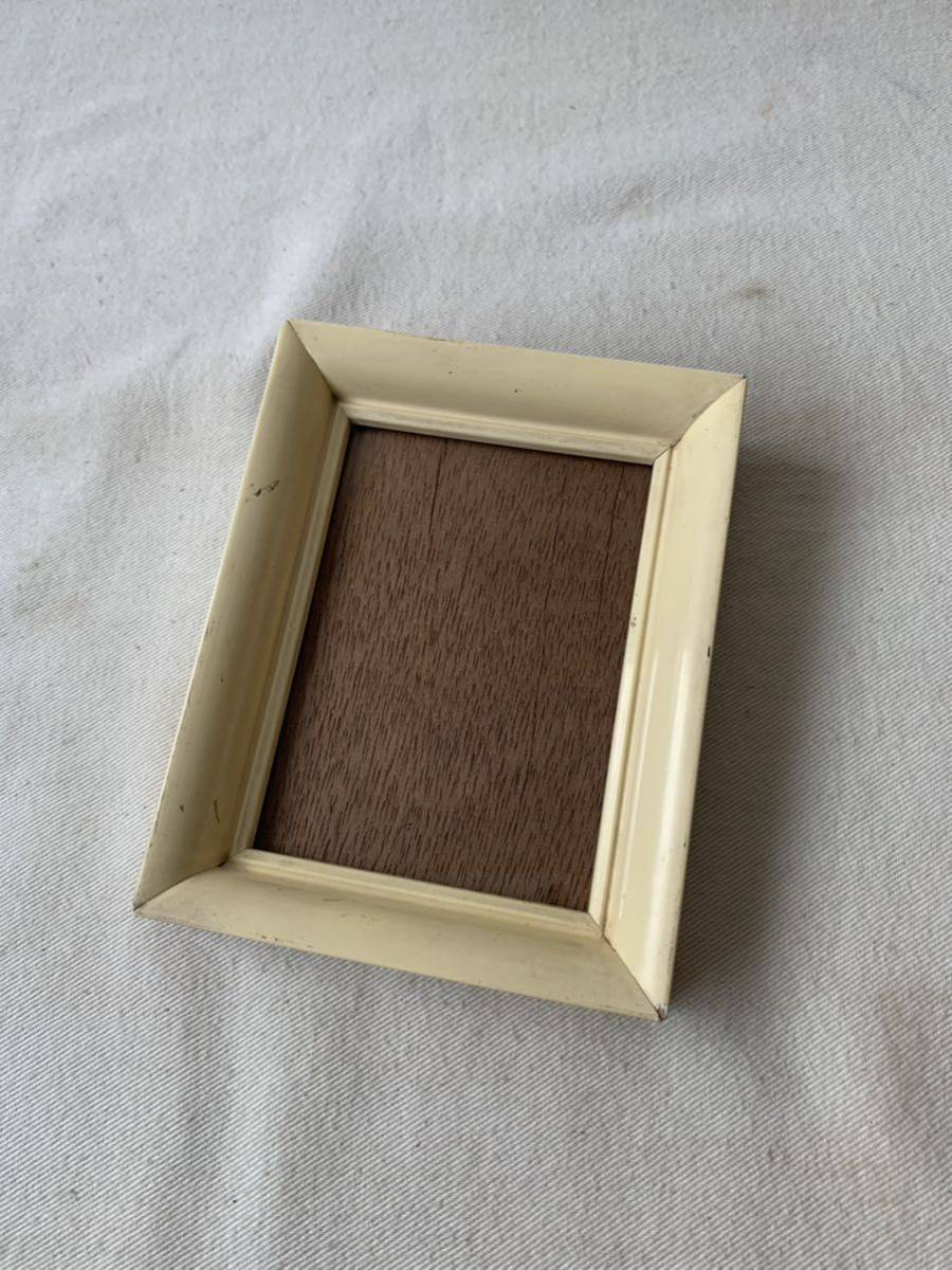  経年の雰囲気が素敵な小振りな木製額 額縁古道具アンティークビンテージ店舗什器インテリアディスプレイ飾りオブジェ昭和レトロカフェ雑貨(その他)｜売買されたオークション情報、yahoo その他