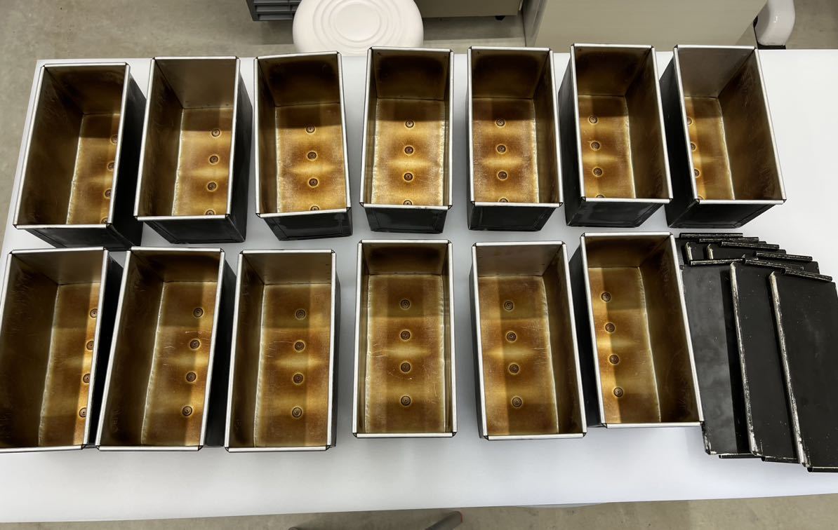 食パン型◎2斤用◎13個（蓋7枚）