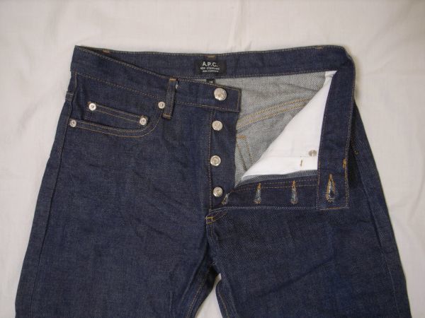 ●28 A.P.C. アーペーセー ニュースタンダード ボタンフライ セルビッチ APC デニム パンツ