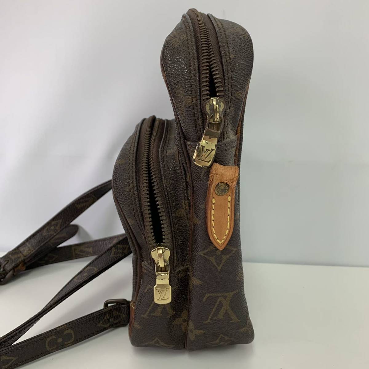 ジャンク品】LOUIS VUITTON ルイヴィトン ショルダーバッグ アマゾン
