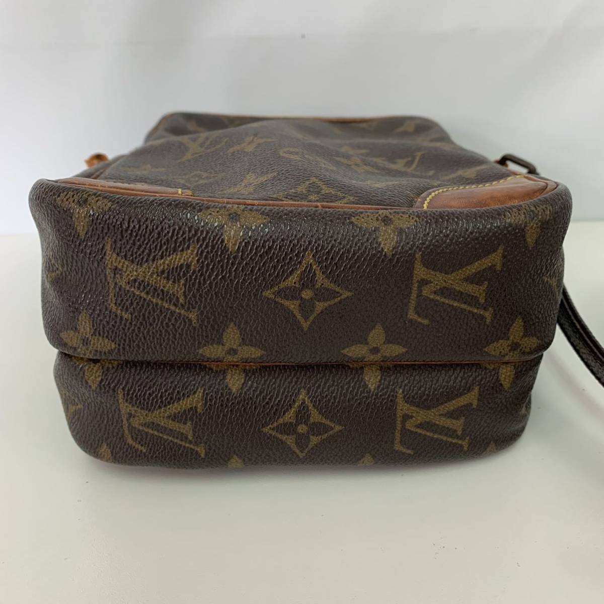 ジャンク品】LOUIS VUITTON ルイヴィトン ショルダーバッグ アマゾン