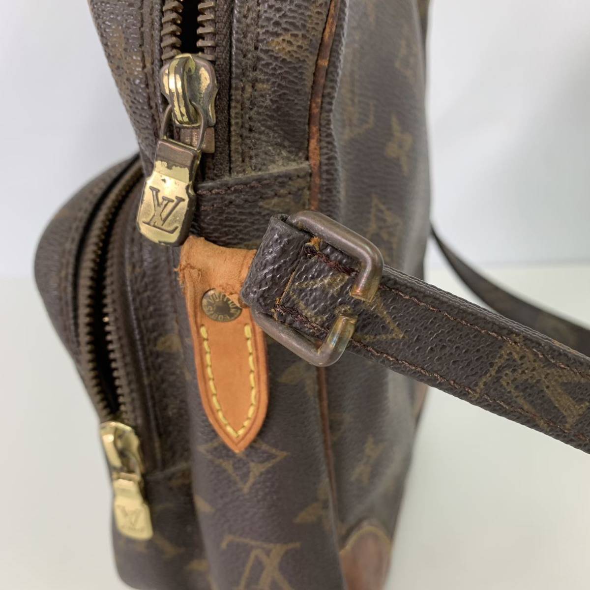 ジャンク品】LOUIS VUITTON ルイヴィトン ショルダーバッグ アマゾン