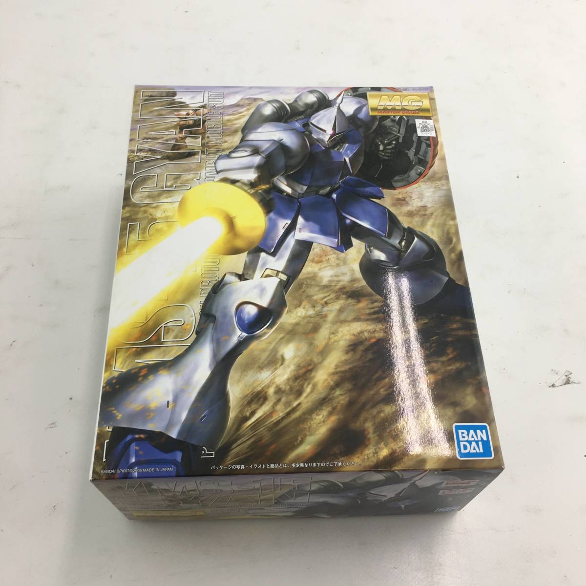  BANDAI プラモデル MG 機動戦士ガンダム YMS-15 ギャン 1/100スケール 未組立 品(機動戦士ガンダム)｜売買されたオークション情報、yahooの商品情報をアーカイブ公開 - オークファン 機動戦士ガンダム