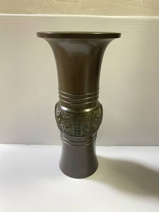 古銅 花入のYahoo!オークション(旧ヤフオク!)の相場・価格を見る