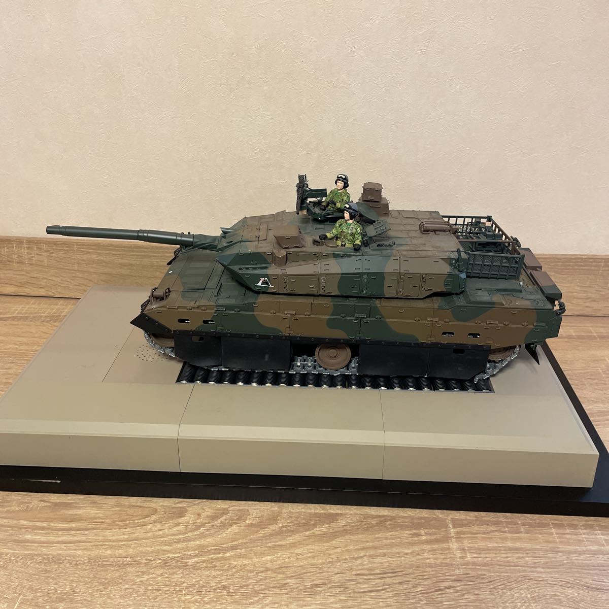 アシェット 陸上自衛隊 10式戦車 デアゴスティーニ 90式戦車 (戦車 