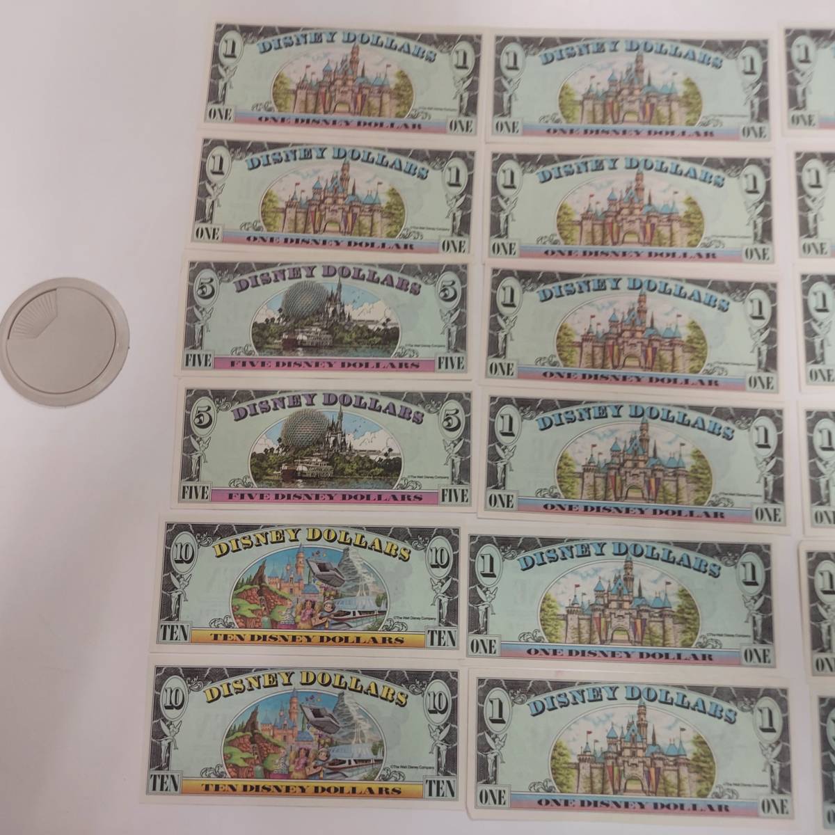 ディズニーダラー ディズニーダラー2005年3種類セットdisneydollars