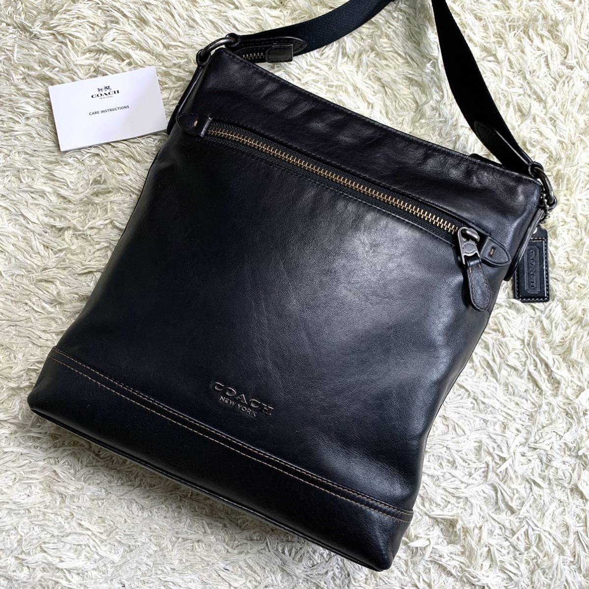 1円 極美品 COACH コーチ メンズ ショルダーバッグ ボディ サコッシュ メッセンジャー グラハム レザー 革 ブラック 黒 ビジネス 斜めがけ