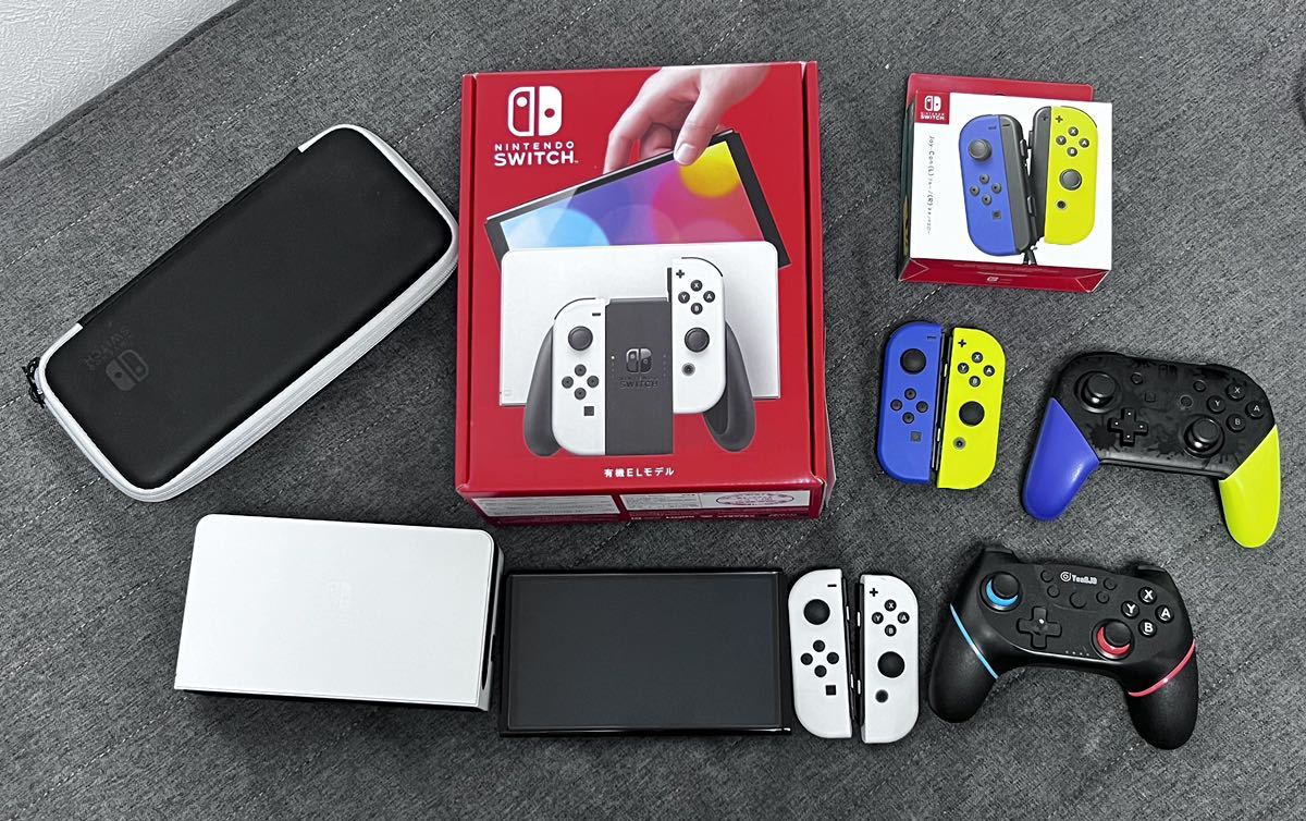 Nintendo Switch 有機EL ホワイト特典：充電スタンドなど Nintendo