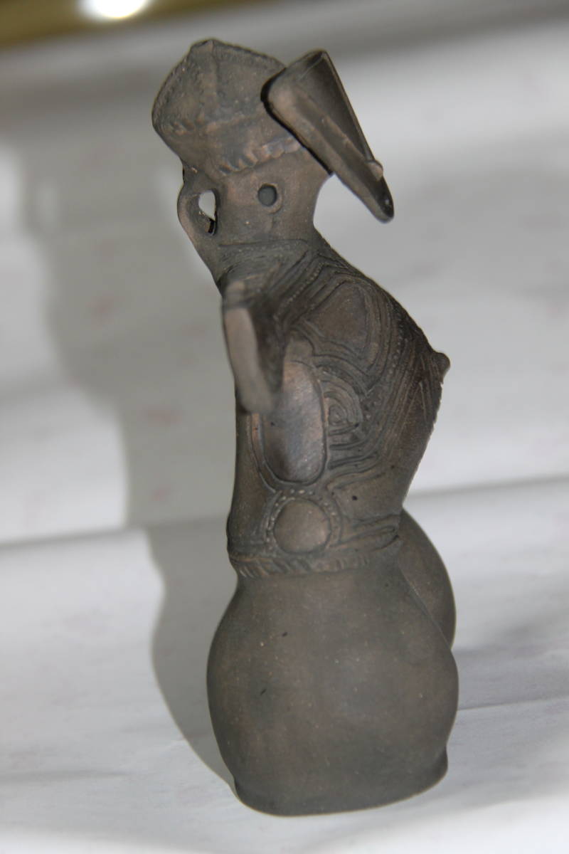 仮面の女神 - 国宝土偶 国宝 土偶 画面の女神レプリカ 茅野市 