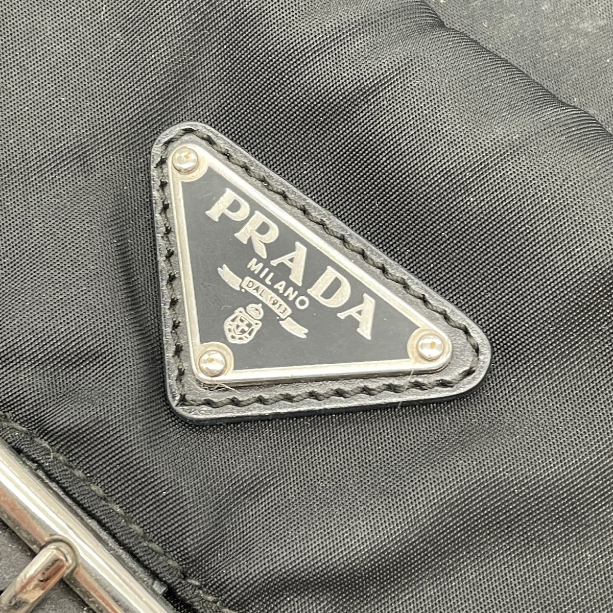 ω美品【PRADA プラダ ナイロンショルダーバッグ ブラック 斜め掛け 