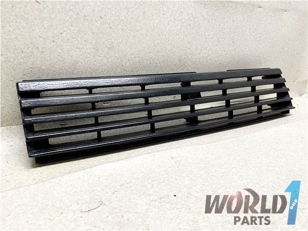 AE86 レビン 前期 純正 フロントグリル 割れなし 53100-1222 外装品 GT