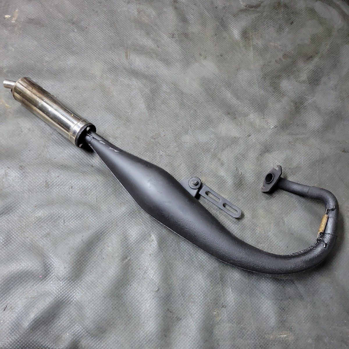 【安い】 ホンダ 縦型DIO系 デイトナサイマックスチャンバー 当時物 AF18AF27AF28AF23Gダッシュ(マフラー本体（社外）)｜売買されたオークション情報、yahooの商品情報をアーカイブ公開 - オークファン ホンダ用