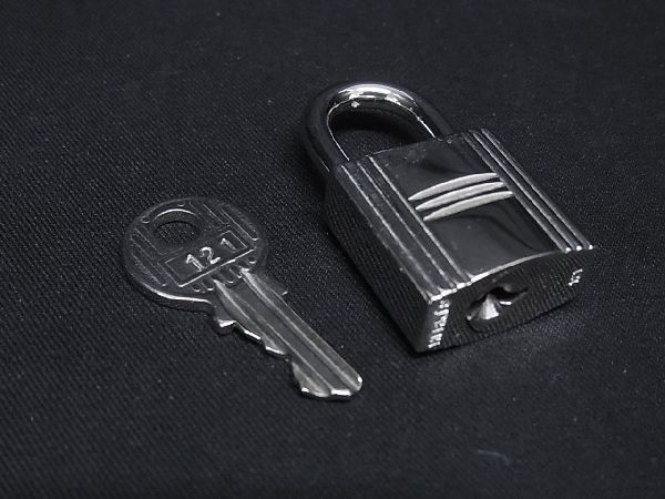 HERMES したがっ エルメス カデナ パドロック 5個セット 鍵なし