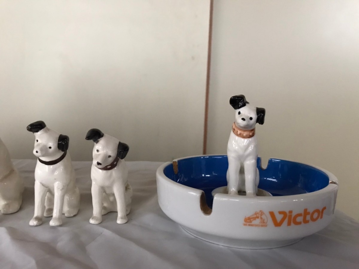 ビクター犬 ニッパー 置物　灰皿　ディスプレイ陶器製　　ビクター Victor_3