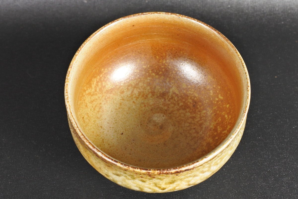 ▽藤原楽山 楽山造 備前 茶碗【初だし品】茶器 茶道具 抹茶碗 陶印 ▽藤原楽山 楽山造 備前 茶碗【初だし品】茶器 茶道具 抹茶碗 陶印