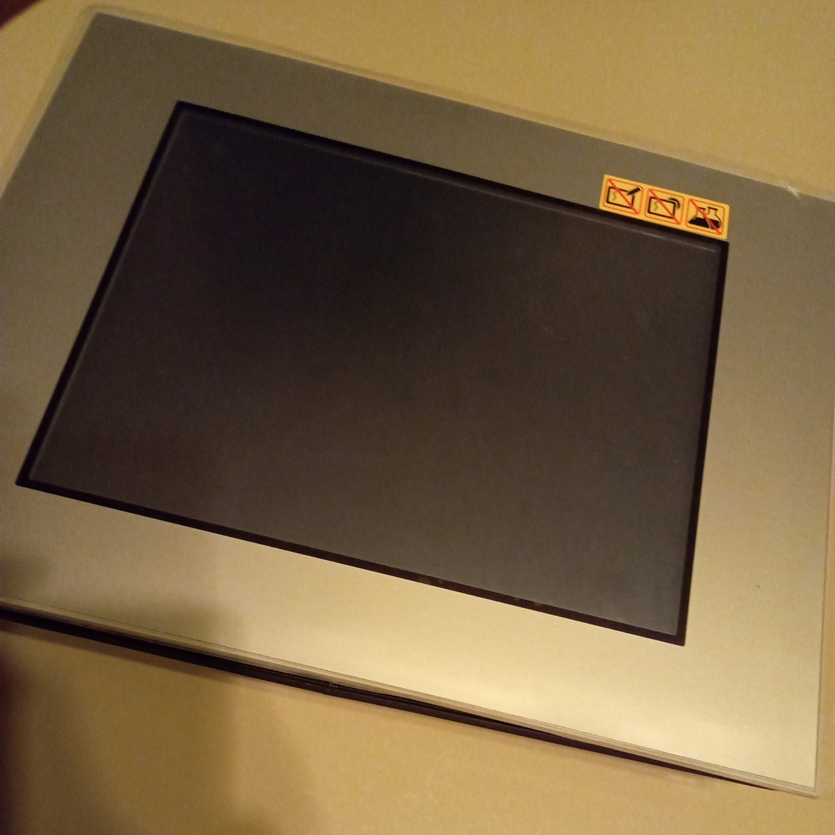中古美品送料無料即納☆シュナイダー タッチパネル Pro-face GP-4501TW PFXGP4501TADW デジタル　10.4型　カラー液晶プログラマブル表示機