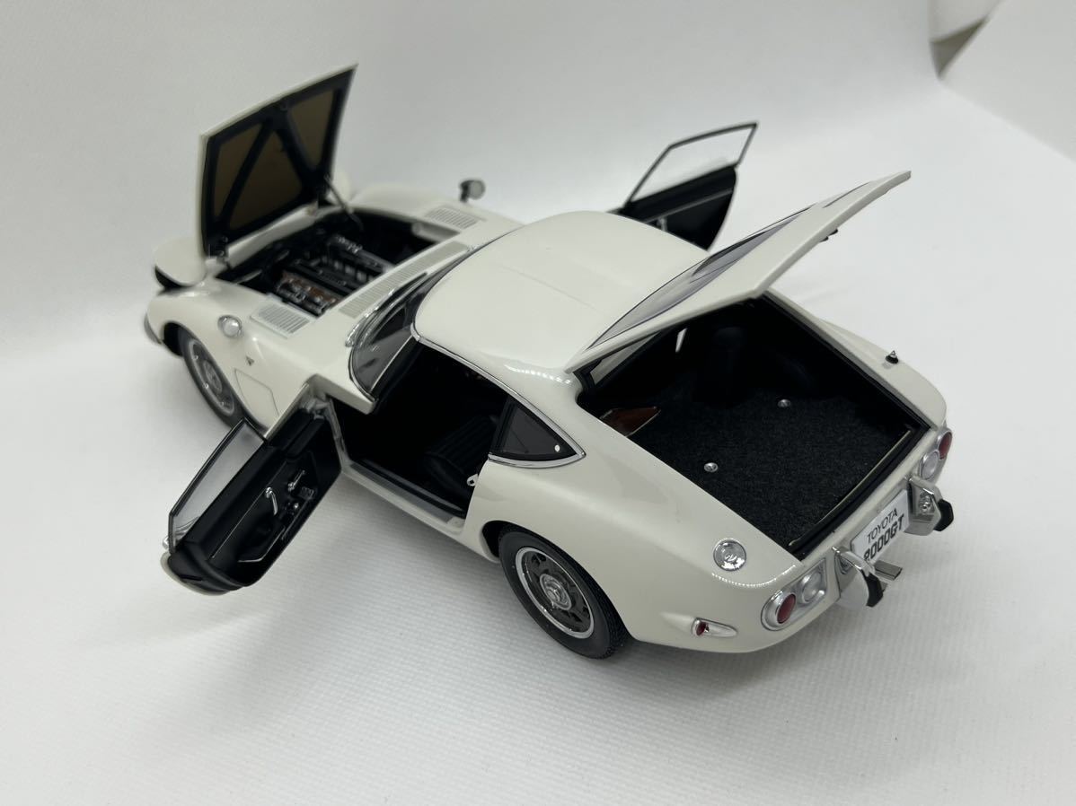 AUTOart オートアート 78747 1/18 TOYOTA トヨタ2000GT Coupe