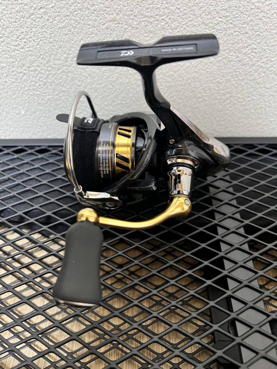 レガリス ダイワ LT2500S-XH LEGALIS LT DAIWA 2500S-XH | ⁄ - 価格