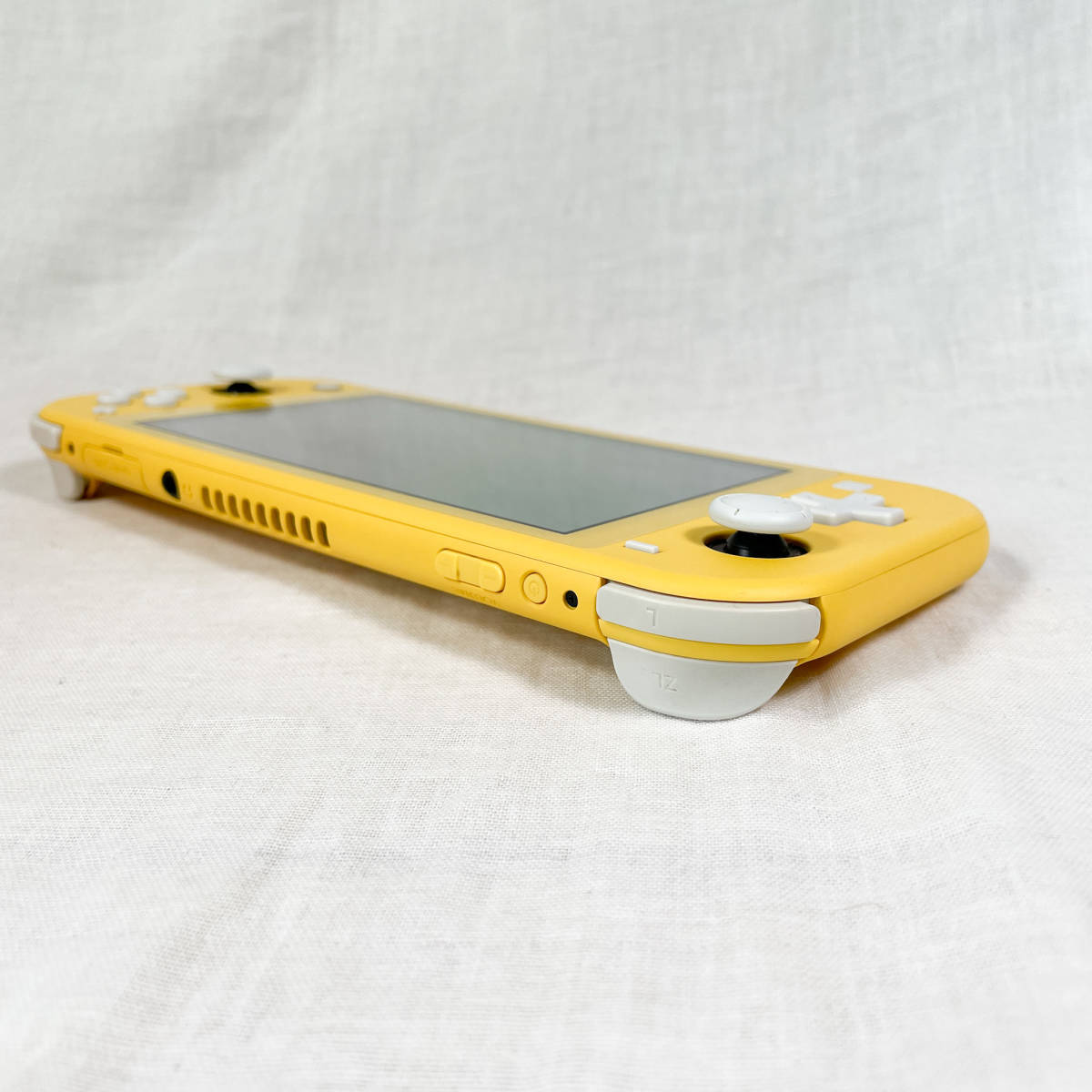 Nintendo Switch Lite イエロー 本体 元箱 純正充電器付き