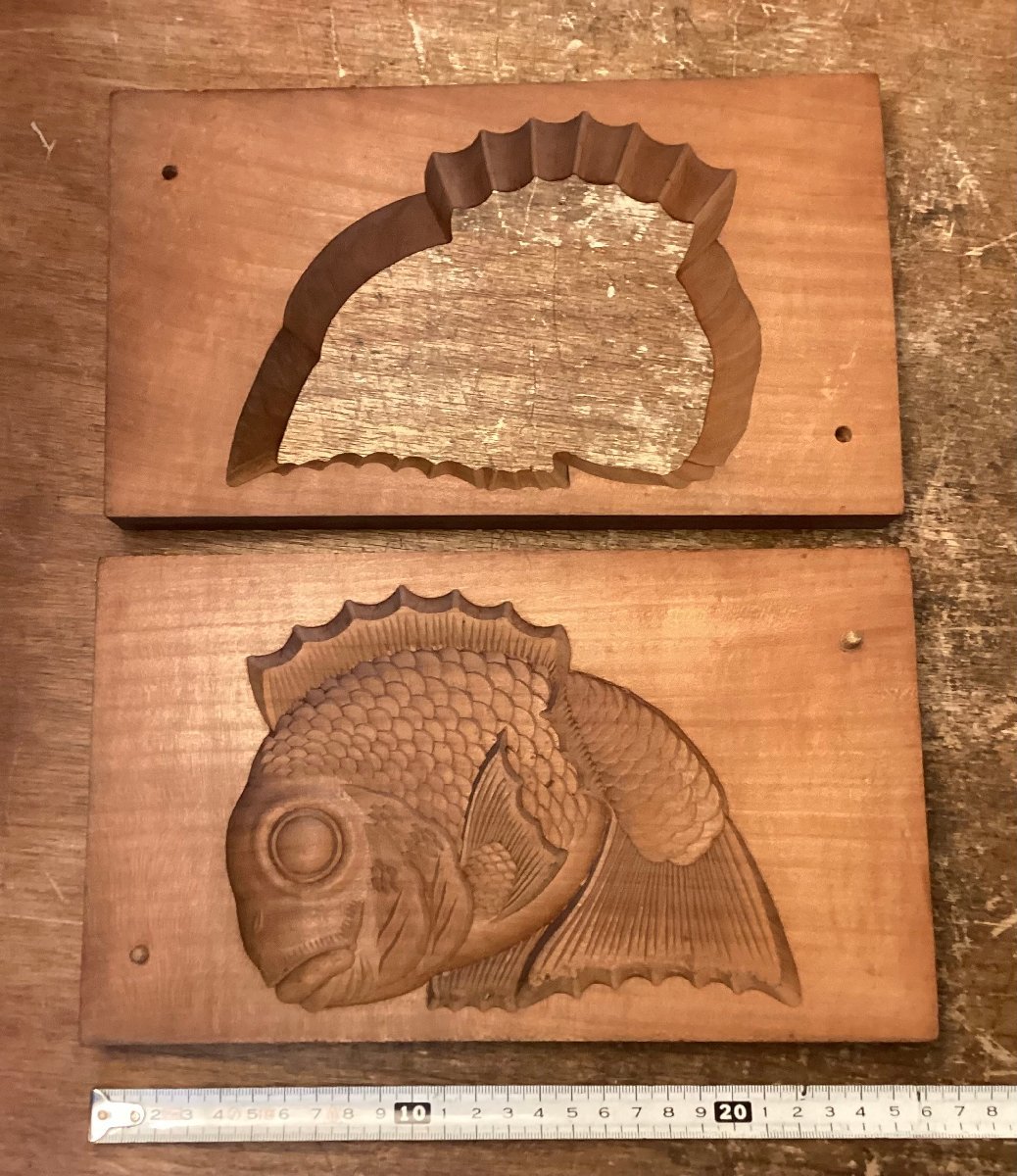 10 古い菓子型 木型 木彫 鯛 和菓子 木型 鯛 ③ 80KE106△古い
