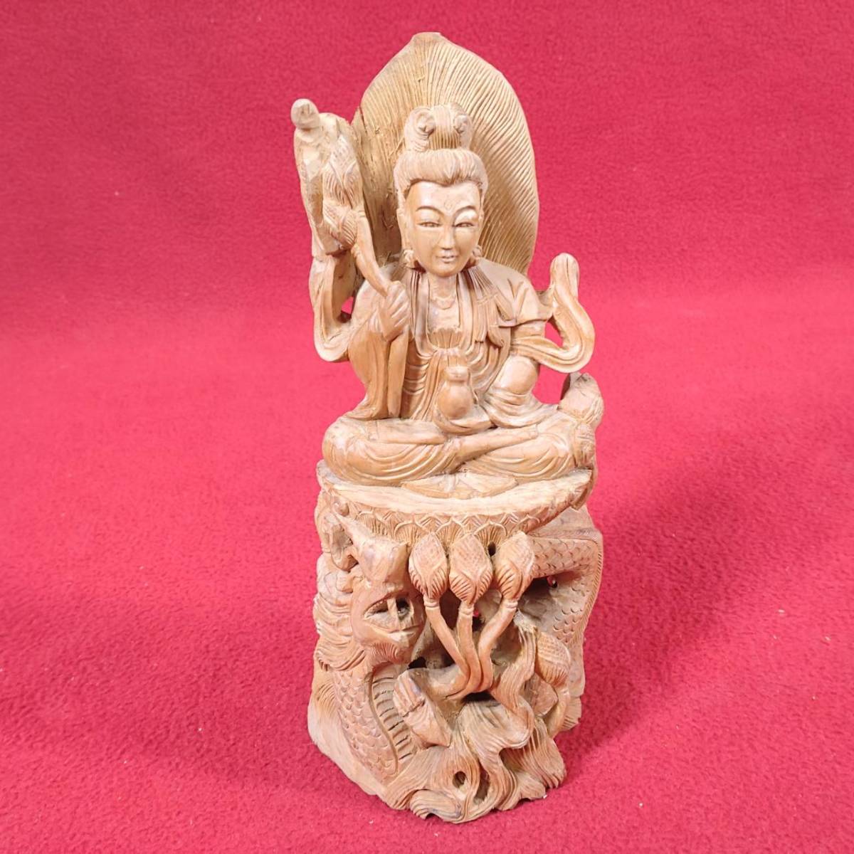 ① 旧家蔵出 旧家 名家 うぶ品 初出し 木製 龍上観音 仏像 豊穣 置物