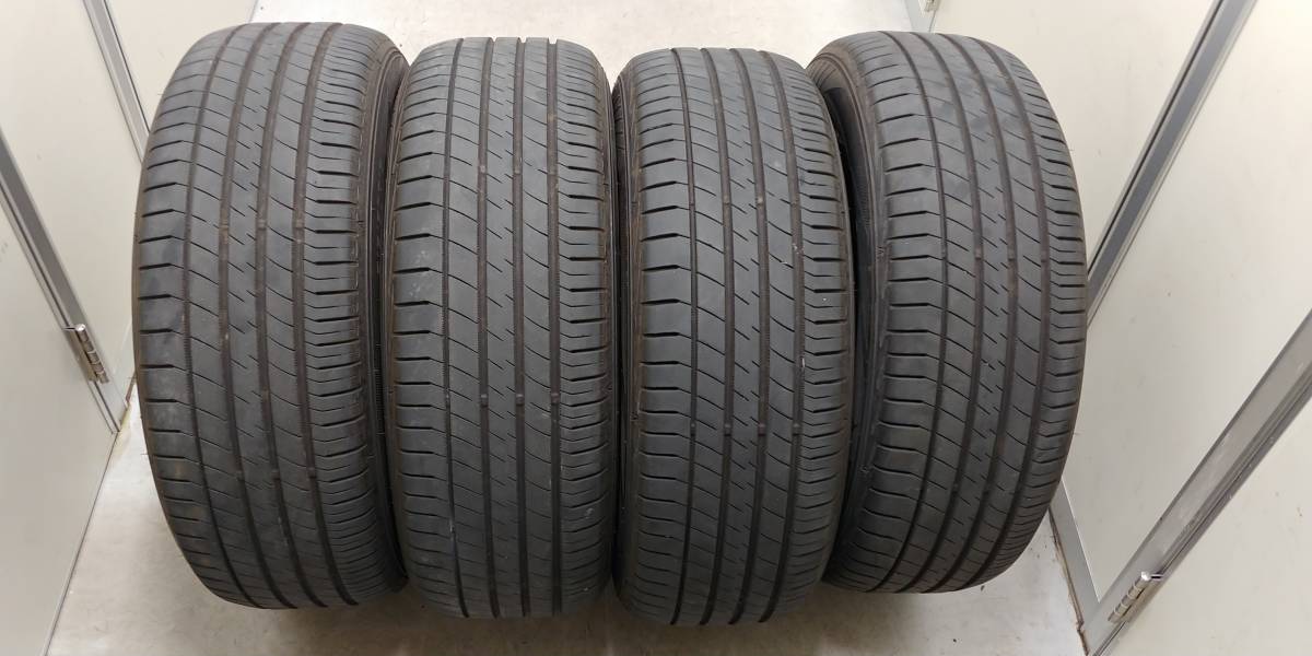バリ 山！！ 2019 年製！！ 】 215／60R16 ダンロップ