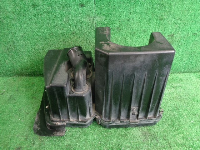 タイタン PB- LKR81AN 純正エアークリーナーASSY 4HL1 エアクリ