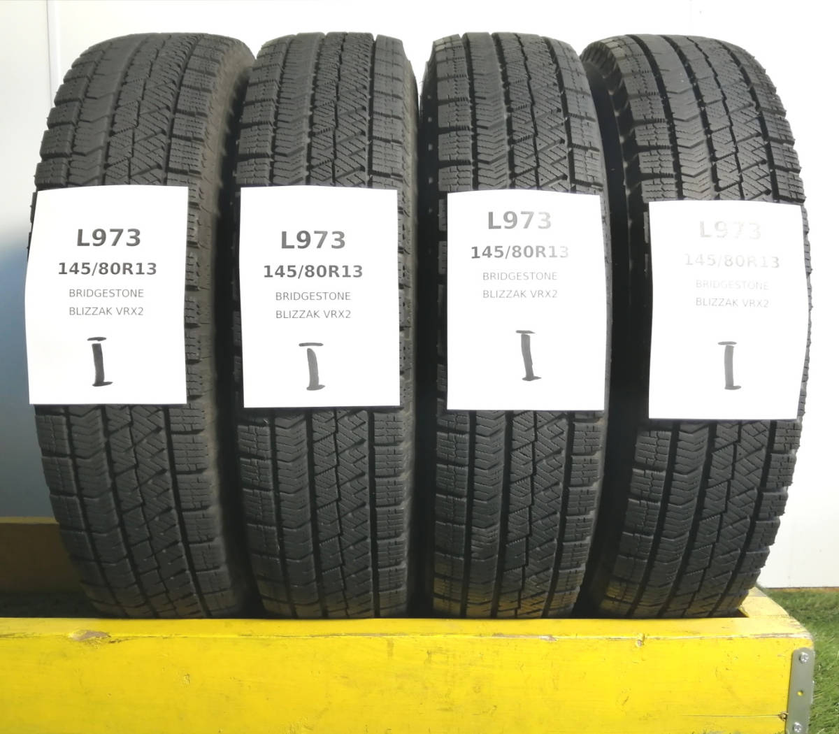 145/80R13 75Q Bridgestone BLIZZAK VRX2 中古 スタッドレスタイヤ 4本セット ブリヂストン L973.I