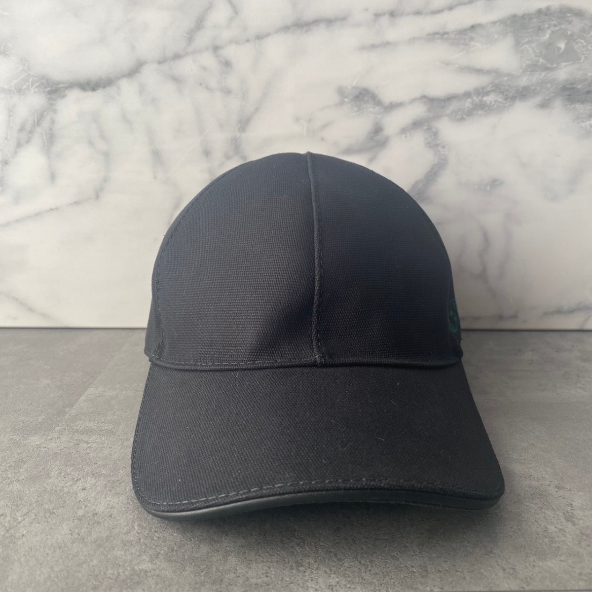 GUCCI GG キャンパス ベースボールキャップ ブラック イタリア製 M GUCCI GG キャンパス ベースボールキャップ ブラック イタリア製 M