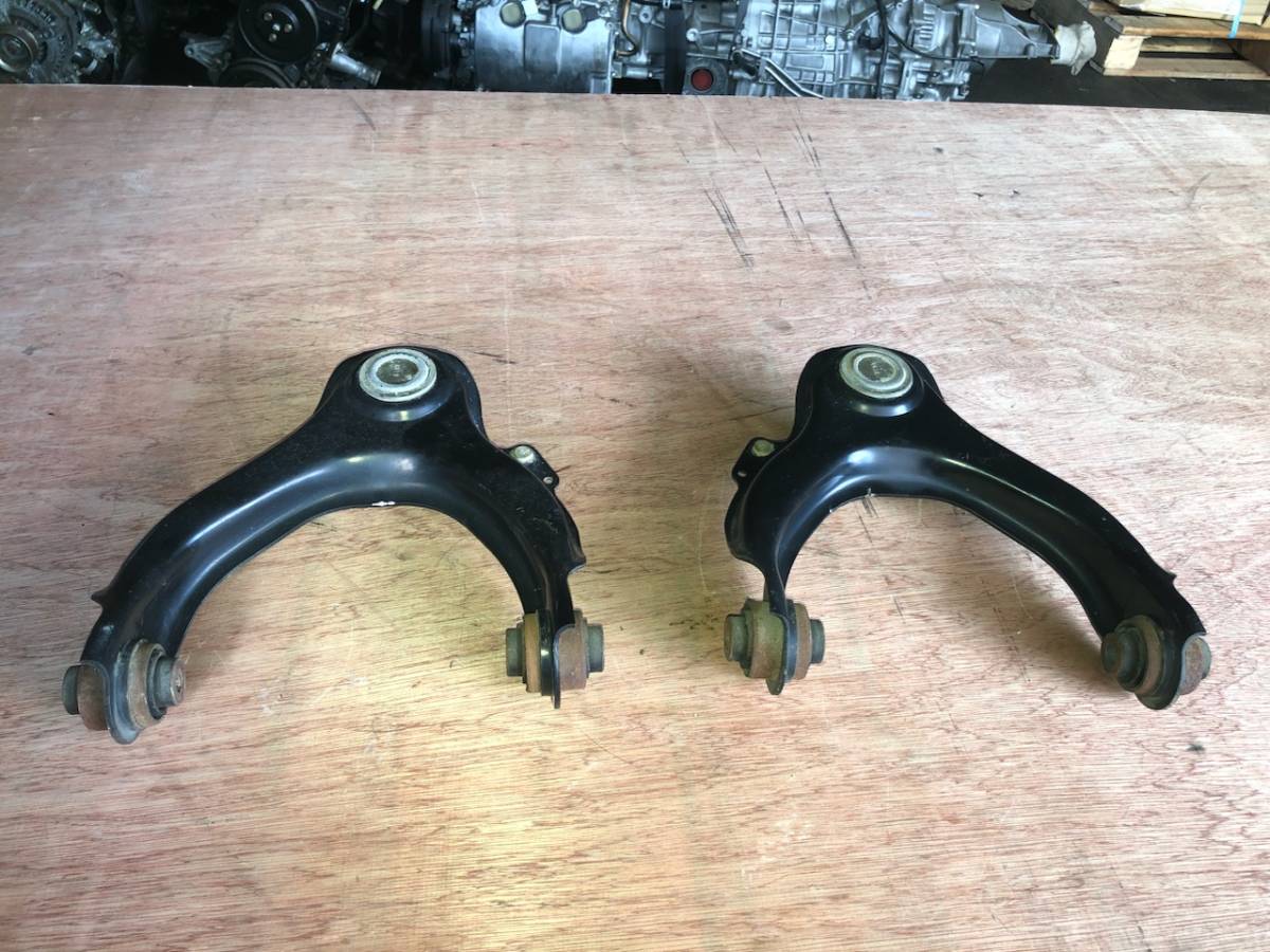 CF6アコードワゴン フロントアッパーアーム左右