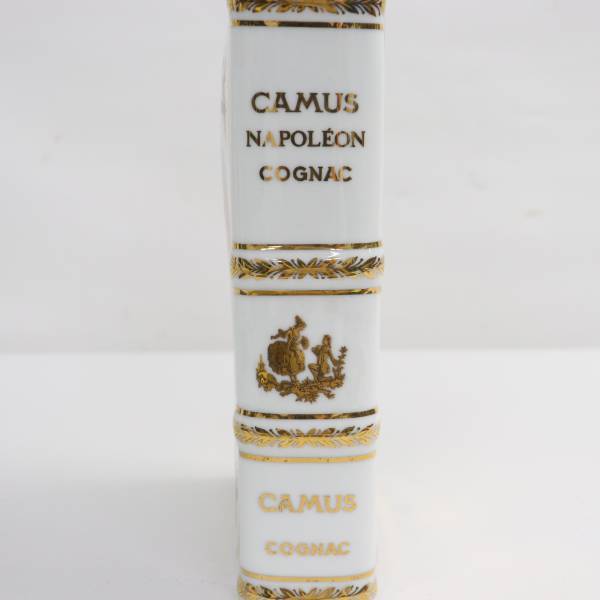 古酒CAMUSカミュブック2本セット⁄ナポレオン⁄白紳士と淑女⁄