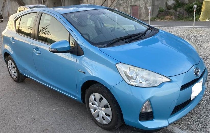 【高速燃費自信あり】アクアNHP10初期型 車検2年付 走行21万km バッテリーまだ大丈夫 傷へこみあり【ROMチューン マニア向け】