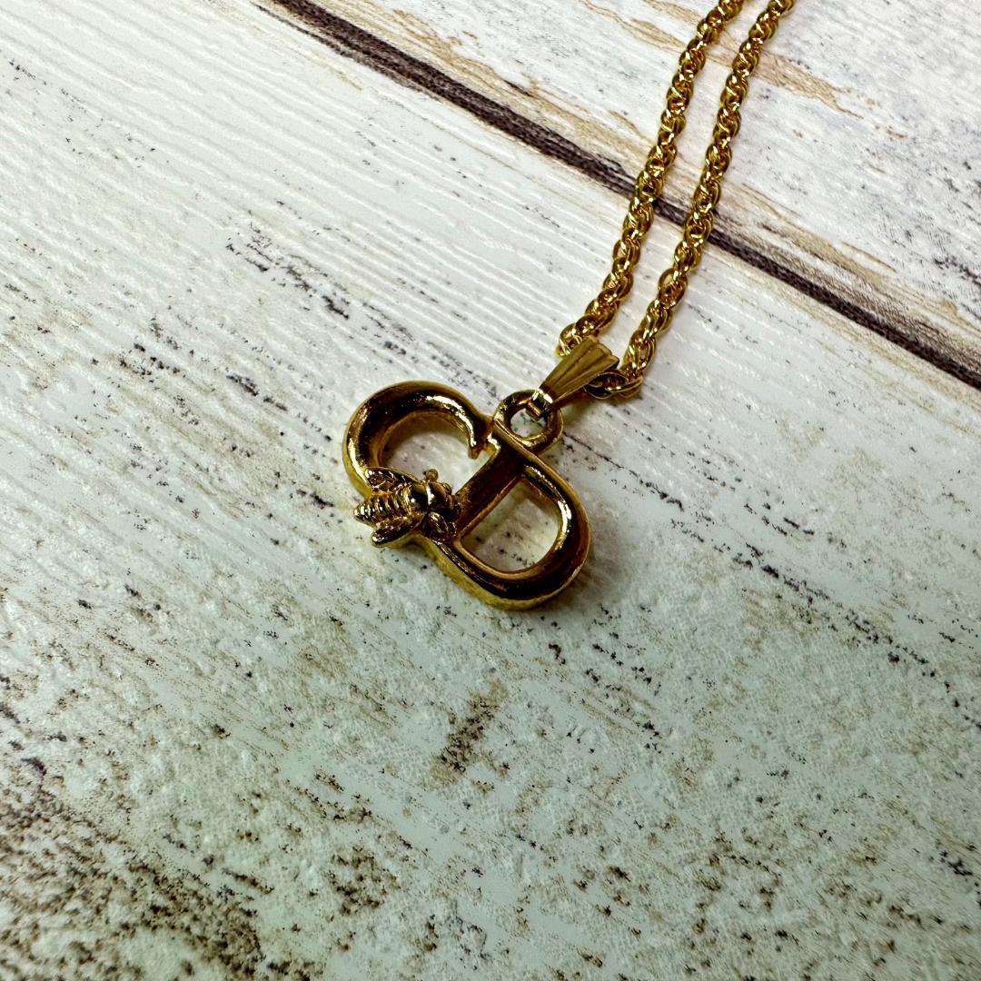 Christian Dior クリスチャンディオール CD蜂付きロゴ BEE ネックレス