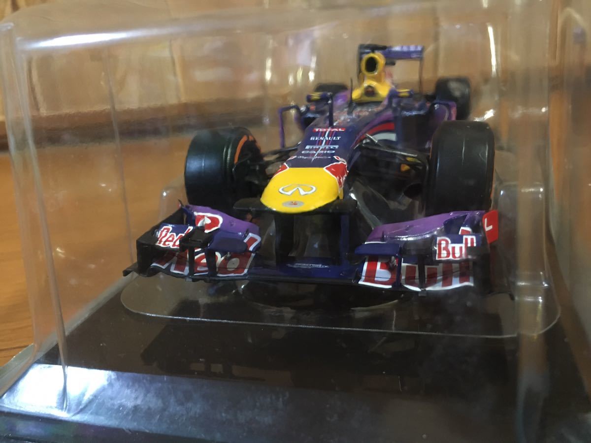 ビッグスケールF1コレクション　レッドブルルノー　RB9　セバスチャンベッテル デアゴスティーニ ビッグスケール F1 コレクションレッドブル RB9