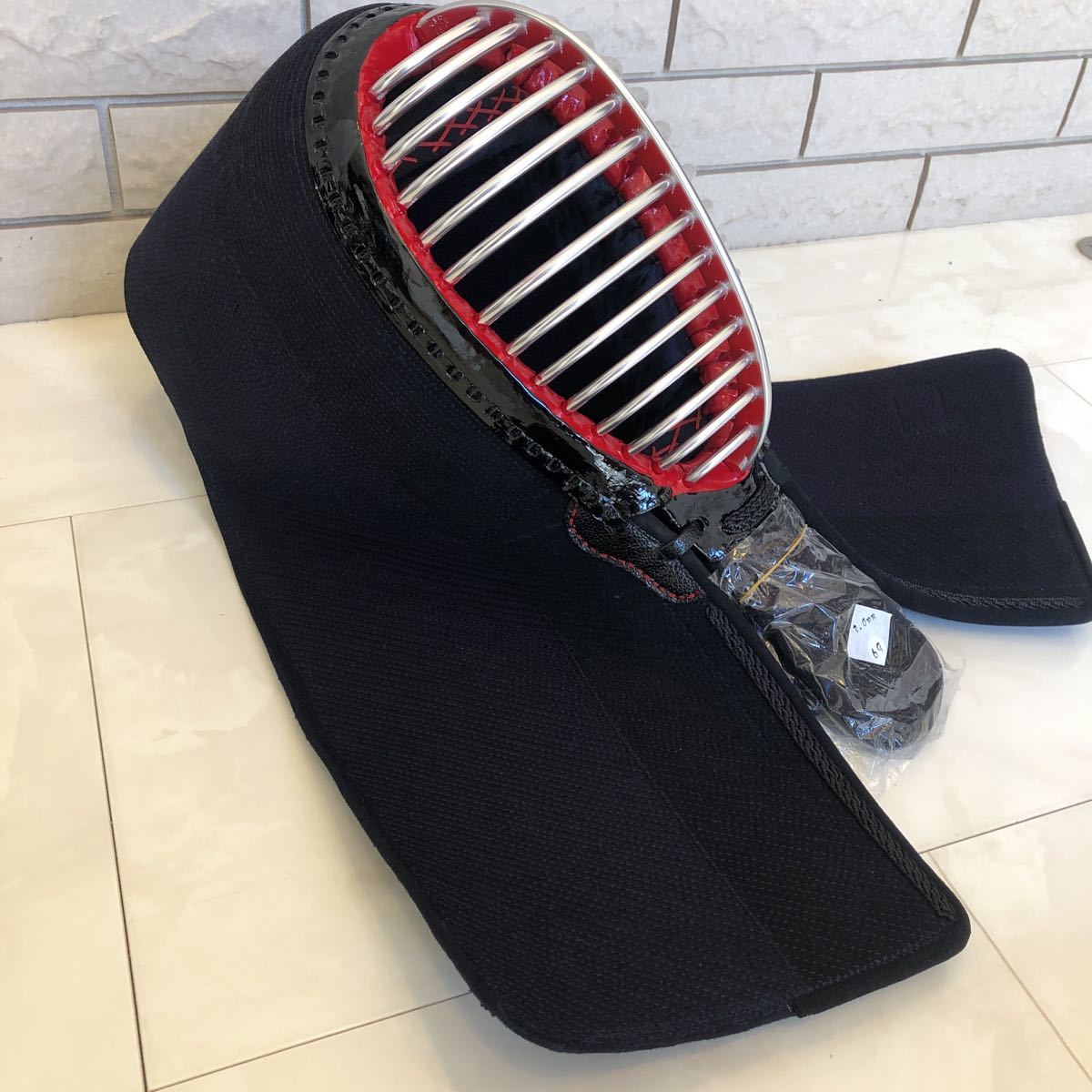 剣道　面　未使用品　3㎜ミシン刺し　サイズ69 _4