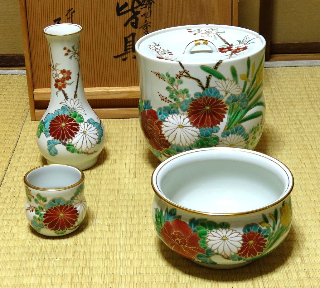 色絵四季〇花皆具 玉堂窯 栗山園オンライン通販部 ⁄ 皆具