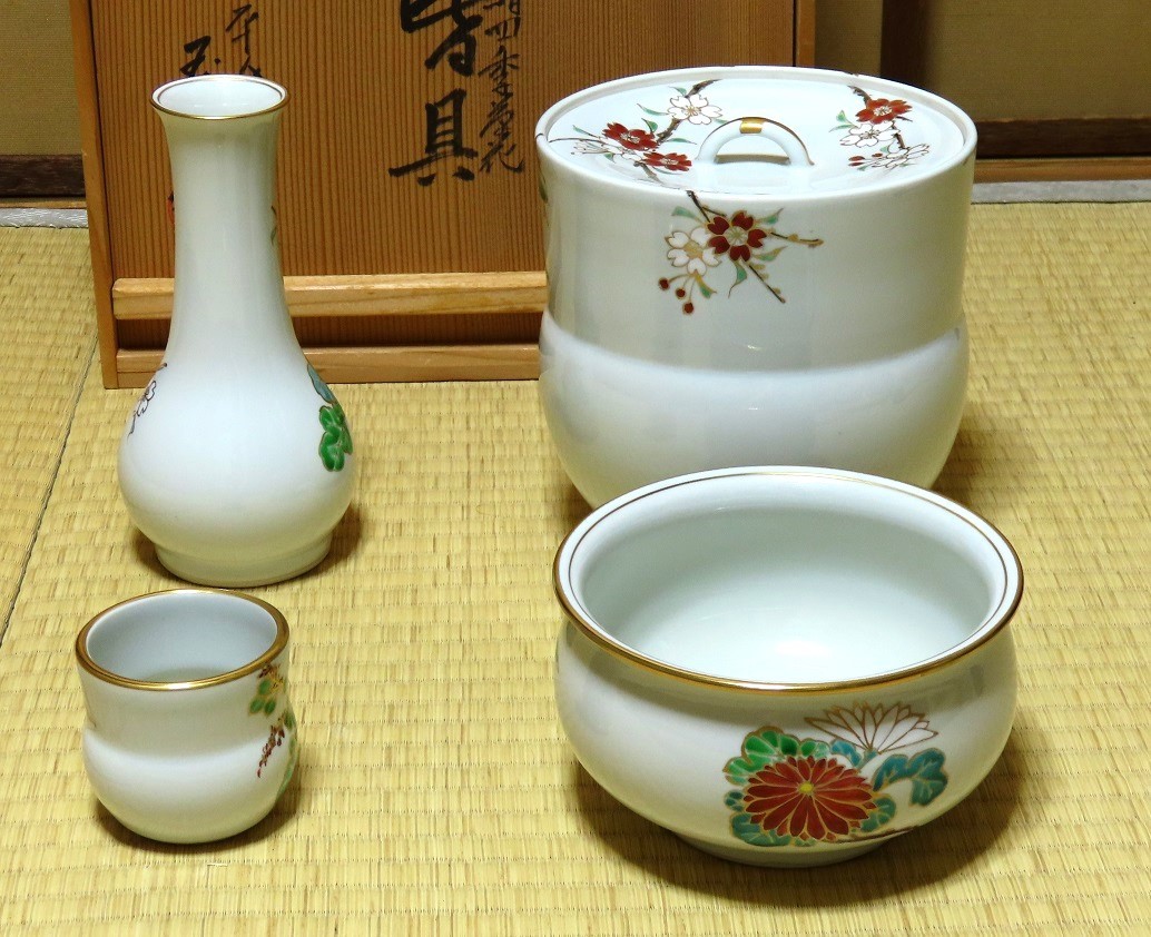 希少 ヴィンテージ 色絵磁器花瓶 「四季菊花山雀」愛新覚羅毓誉 中国陶磁器 色絵四季〇花皆具 玉堂窯 栗山園オンライン通販部 ⁄ 皆具