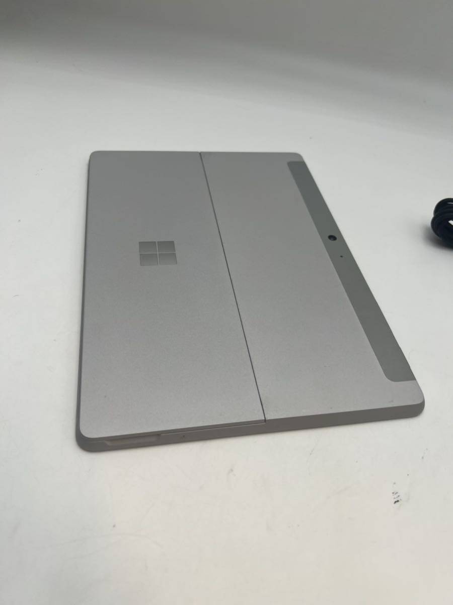 Microsoft Surface Go / Model:1824 CPU: Pentium 4415Y/ メモリー8GB
