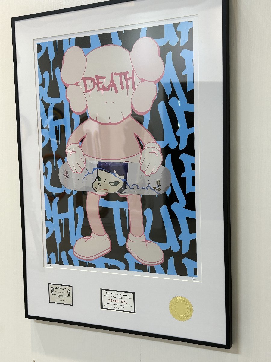 DEATH NYC 額付き 世界限定100枚 アートポスタ KAWS ピンク スケート