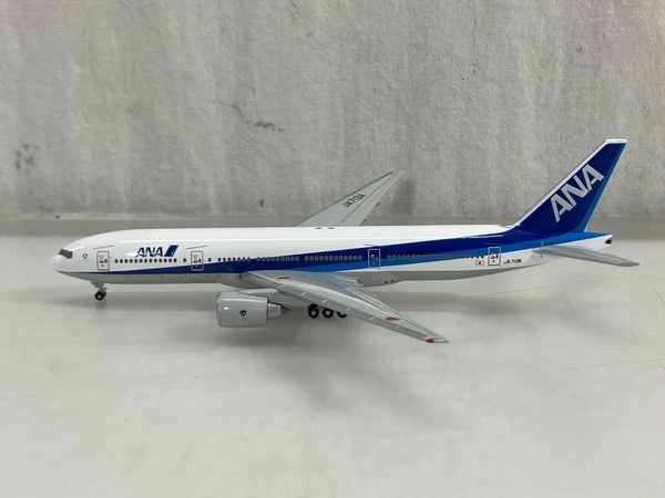 全日空 ANA JA713A BOEING 777-200 NH40022 1/400 スケール 飛行機模型