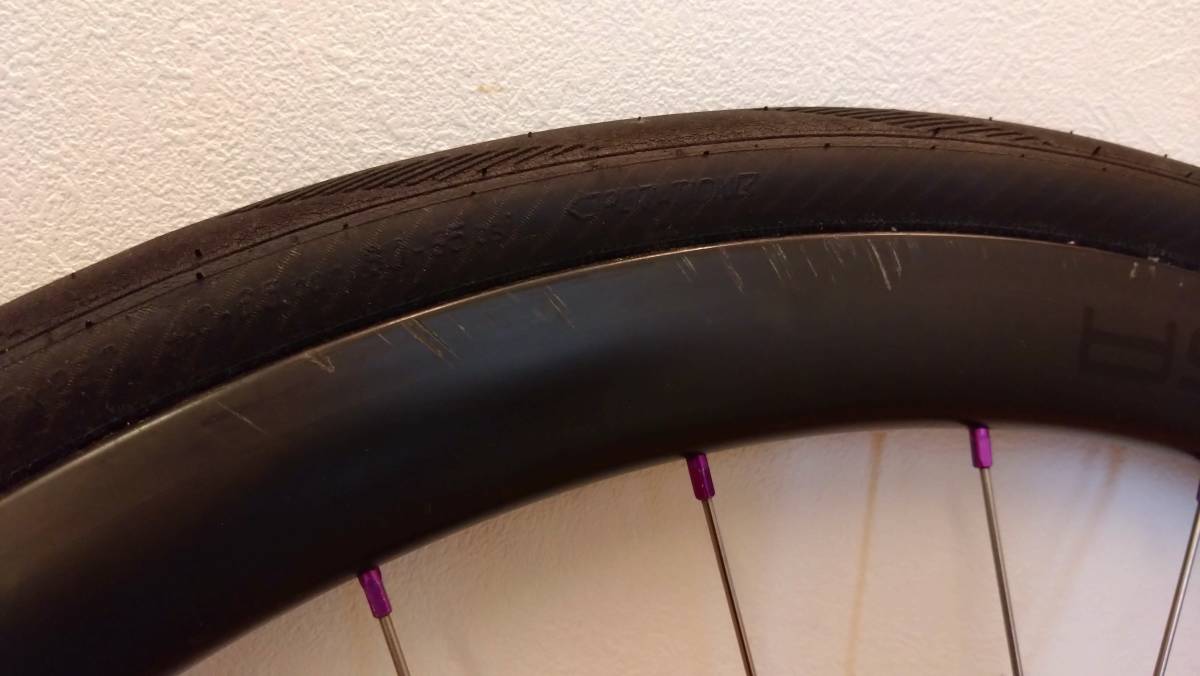 中古 FORMOSA カーボンリム ディスクブレーキ ホイール SCHWALBE PRO ONE チューブレスレディタイヤ 前後_5