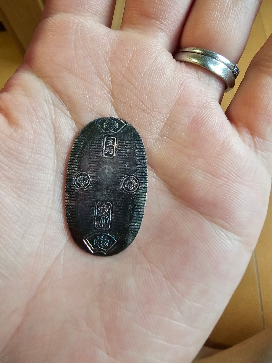 純銀小判木箱入り五両1.69g3センチくらい_3