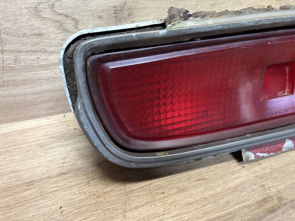 左側 ワンテール テールランプ ダルマ セリカ 1600GT TA22 TOYOTA