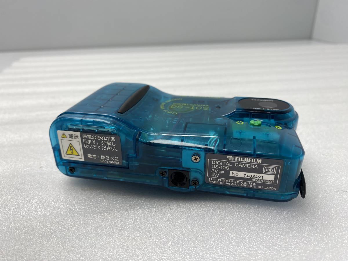 ☆FUJIFILM DS-10S☆富士フィルム コンパクトデジタルカメラ 