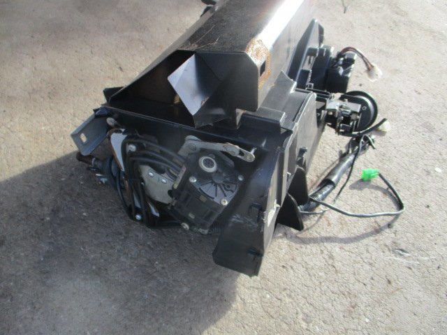 (0165)H252 プレジデント エアコンユニット クーラーエバポレーター_3